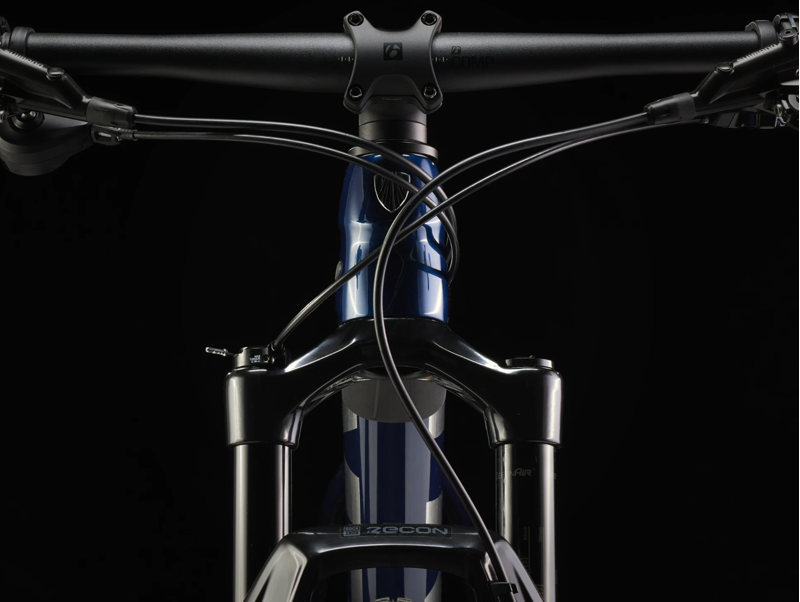 Trek Procaliber 9.6 29in Hardtail Mountain Bike 2024 in Mulsanne Blue-6